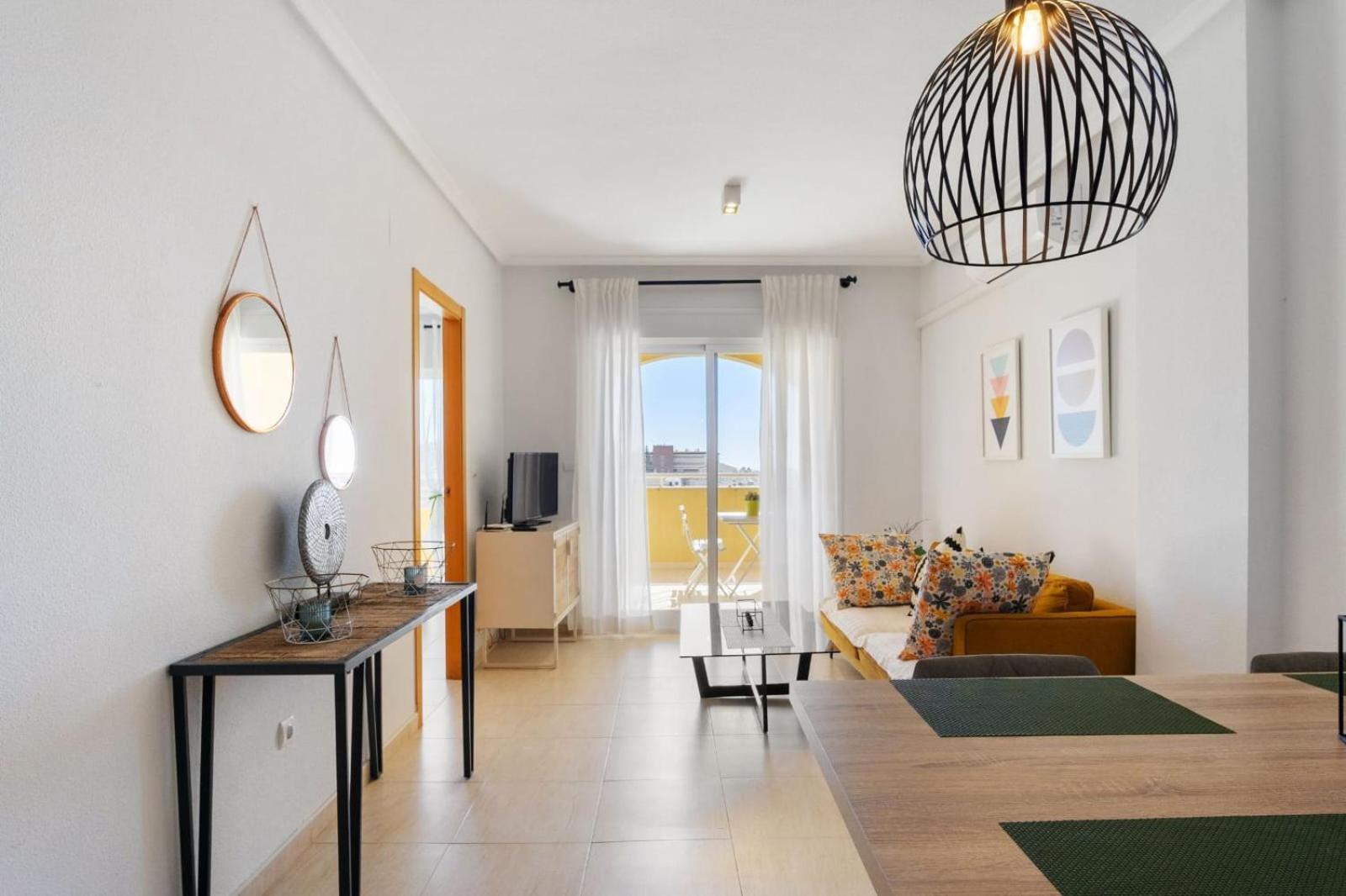 Nice Modern 2 Bed Apartment In Torrievieja Torrevieja Kültér fotó