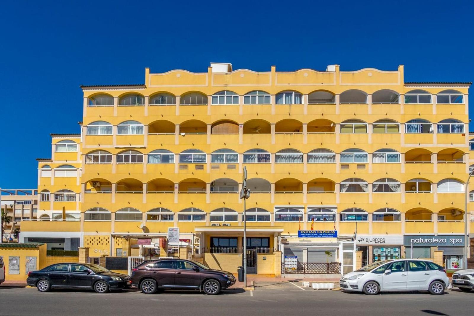 Nice Modern 2 Bed Apartment In Torrievieja Torrevieja Kültér fotó