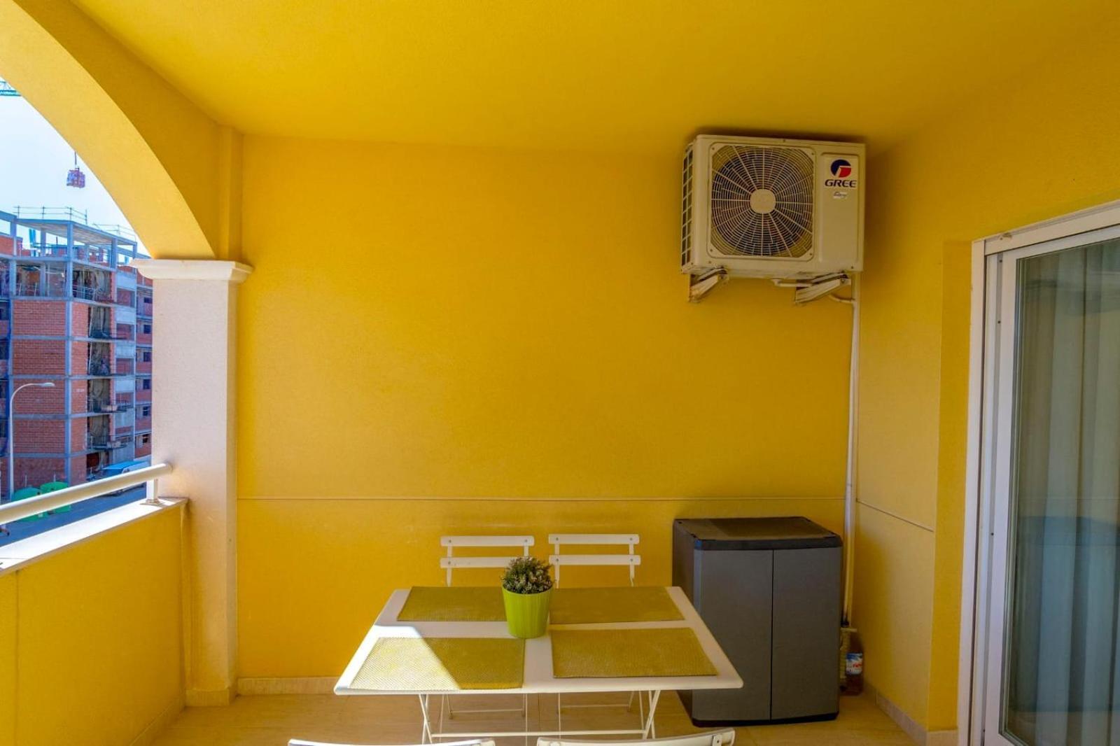 Nice Modern 2 Bed Apartment In Torrievieja Torrevieja Kültér fotó
